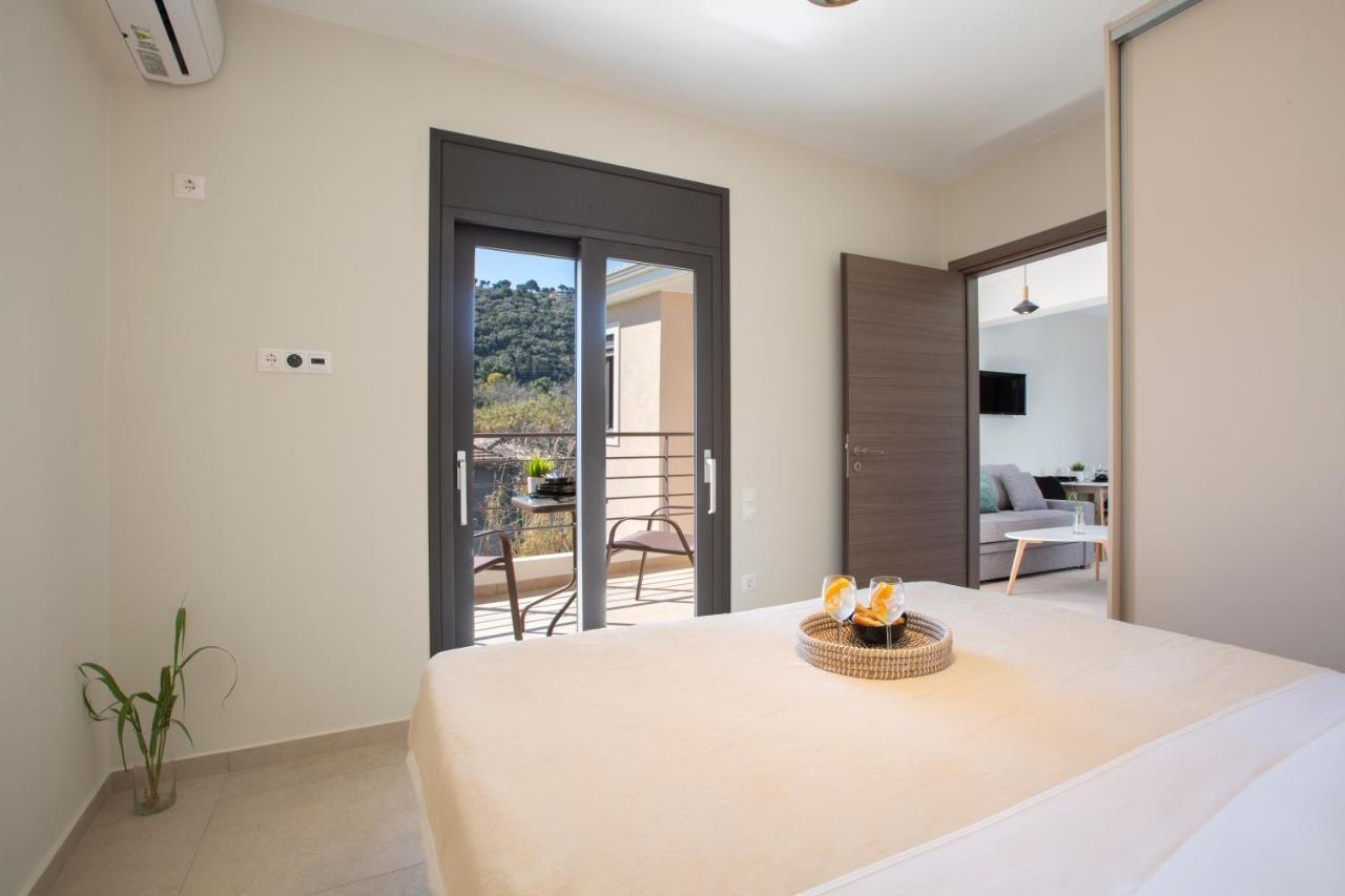 Amelie'S Luxe Apartments Kalligoni Экстерьер фото