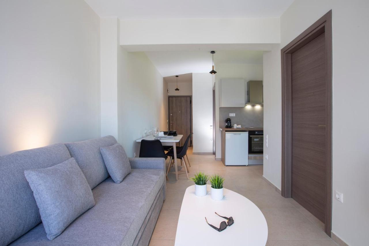 Amelie'S Luxe Apartments Kalligoni Экстерьер фото