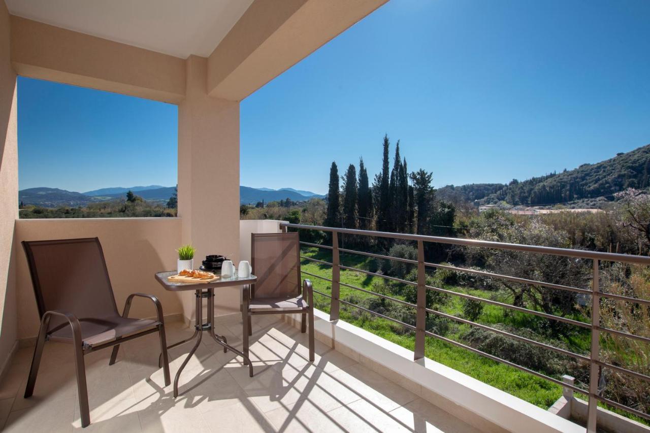 Amelie'S Luxe Apartments Kalligoni Экстерьер фото