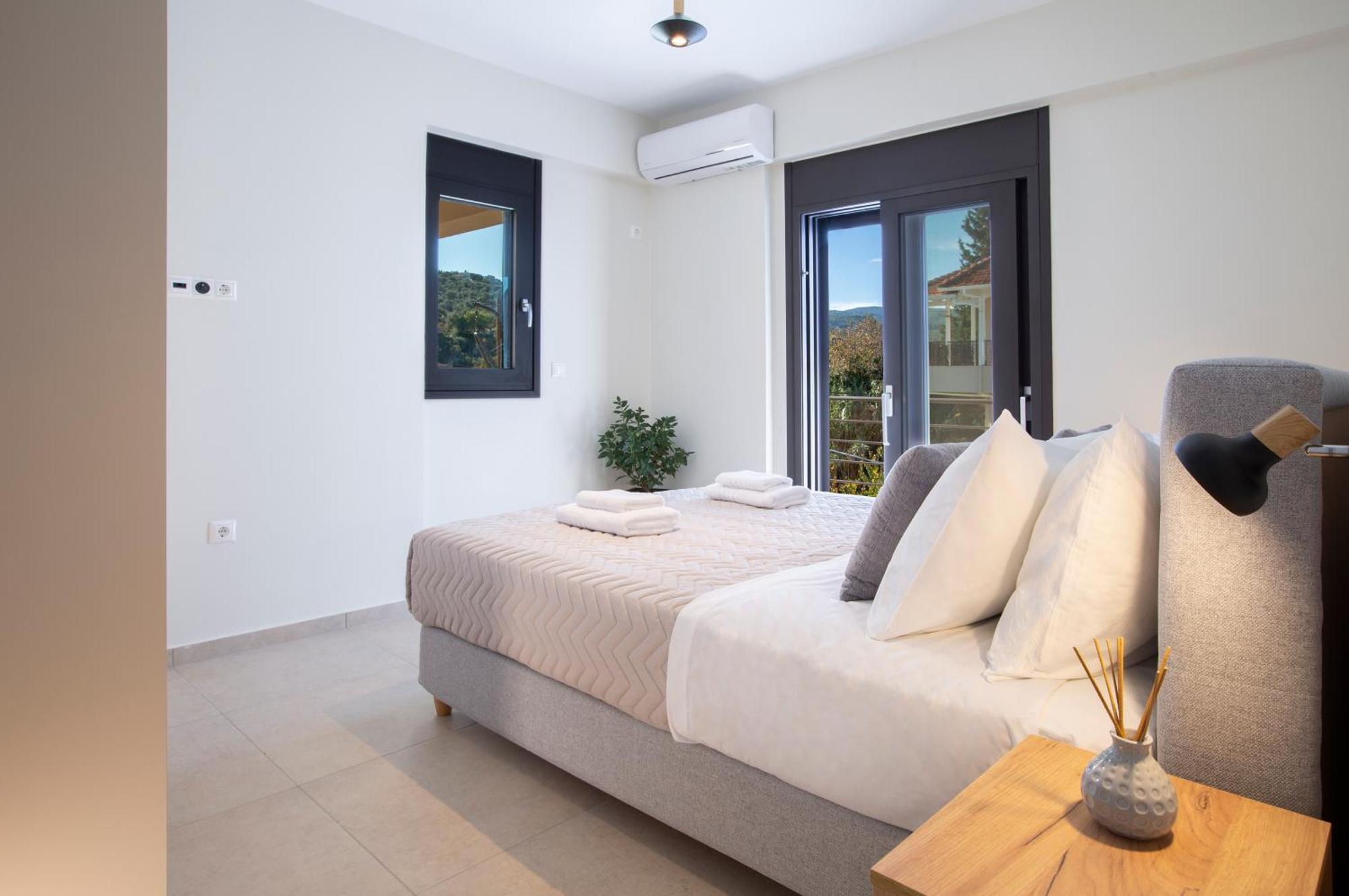 Amelie'S Luxe Apartments Kalligoni Экстерьер фото